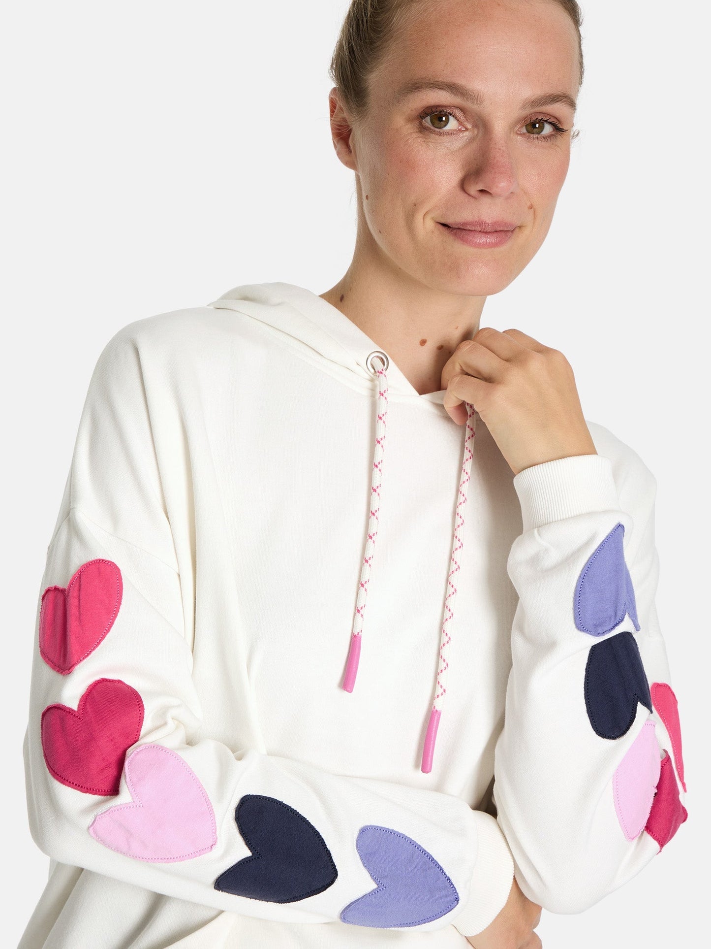 Hoodie "CaraEP" aus Baumwolle
